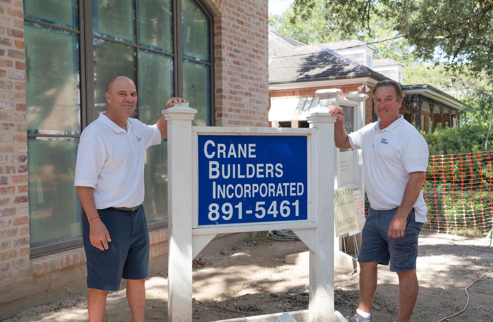 Crane Builders sign